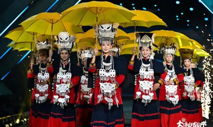 Espetáculo chinês “Azaléia Oriental” estreia no Brasil  e apresenta a cultura milenar do povo Yi